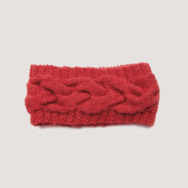 Gestricktes Stirnband mit Zopfmuster in Rot