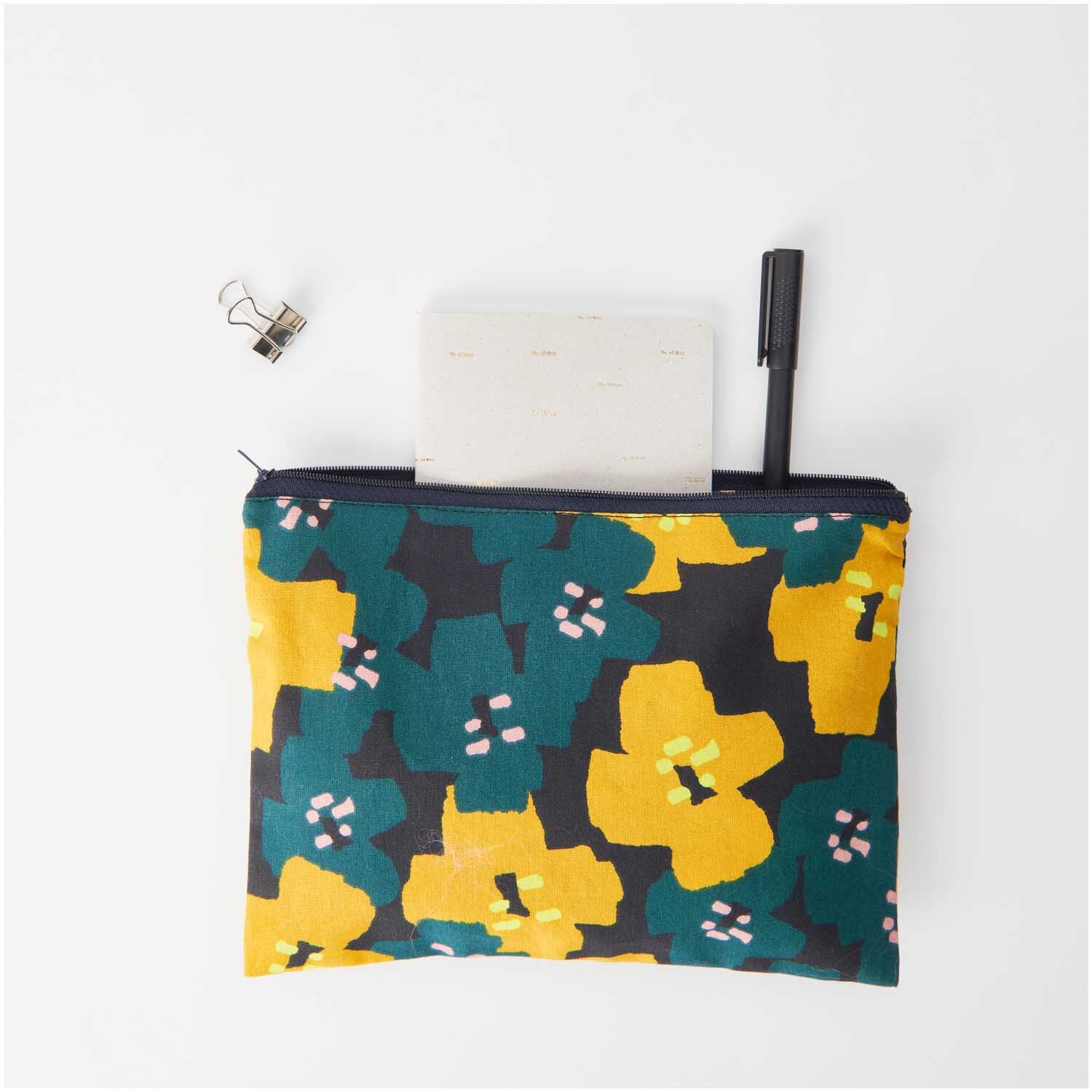 Pouch Okina Hana Blumenprint 17x23cm